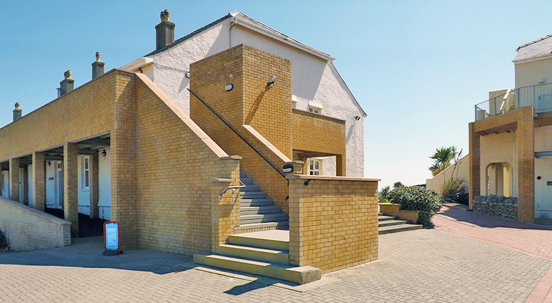 plas darien trearddur bay